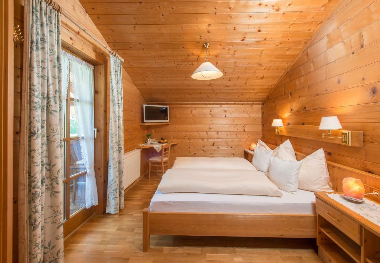 Bio-Holzhaus Und Landhaus Heimat Рамзау ам Дахщайн Екстериор снимка